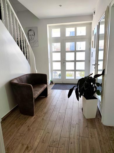 großzügiges EFH in schöner Lage – EG Flur