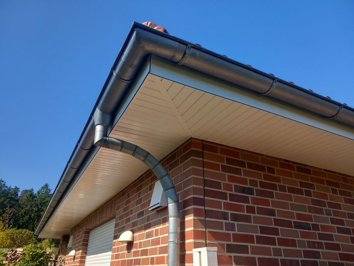 Schöner Winkelbungalow sucht neue Eigentümer – Foto 6