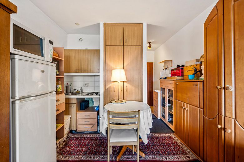 exklusive 6,2% Rendite, gut vermietete helle Wohg.+Balkon +Kellerraum + Stellpl. ohne Makler, #3012 – Foto 1