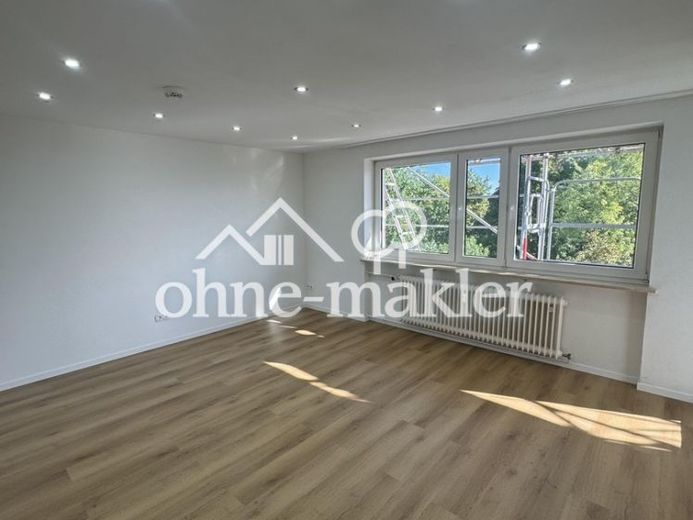 Première occupation après rénovation : appartement moderne de 2 pièces avec nouvelle cuisine équipée (électroménager inclus) – Photo 1