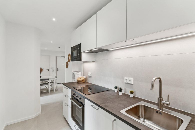Top-Uni-Lage! Modern möbliertes Zimmer in sanierter WG | All-inclusive - mit Strom und Internet – Küche