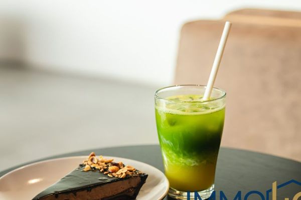 Modernes Café/ Bistro unweit vom Oranienplatz