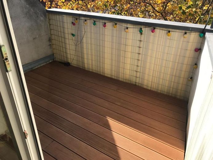 Luminoso appartamento maisonette all'ultimo piano a Friedrichshain, libero subito – Terrasse