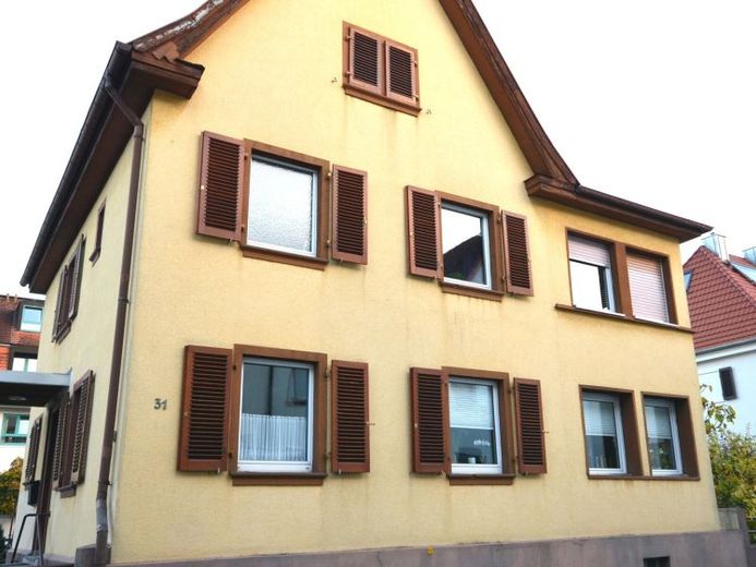 Haus in Hambach in schöner Wohnlage mit Garten – Foto 1