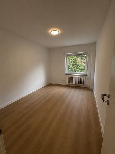 Frisch sanierte WG als attraktive Kapitalanlage mit 6 % Rendite – WG-Zimmer