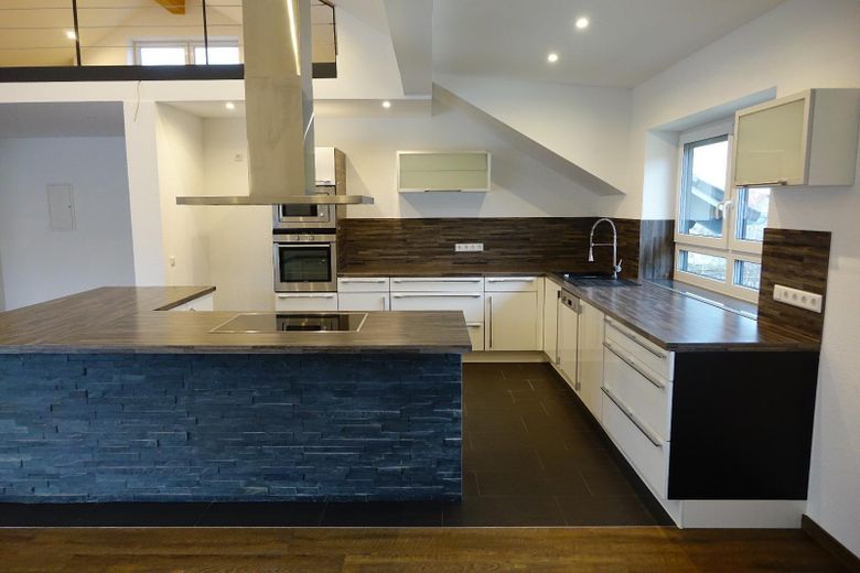Wonen als in een penthouse: galerij, open haard en enorme leefruimte – Foto 13