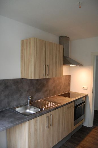 Freundliche sanierte 4-Zimmer-Wohnung zur Miete in Selb ab September – Küche