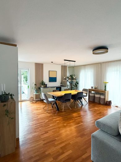 3-Zimmer-Dachterrassenwohnung Ingolstadt-Ringsee – Essbereich