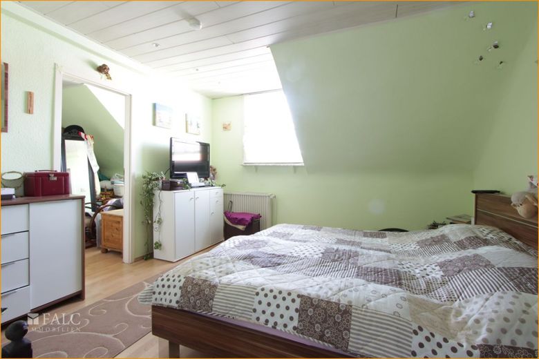 Schlafzimmer DG