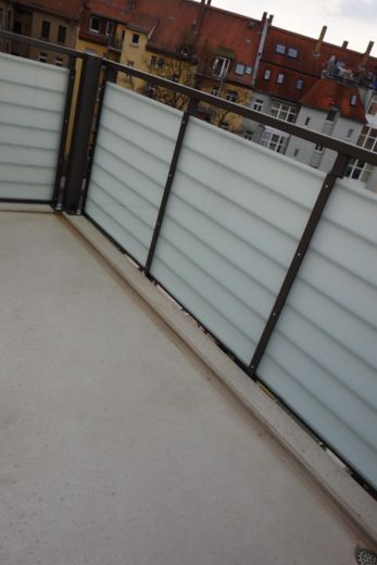Abitare con stile in una casa a risparmio energetico – geräumiger Balkon