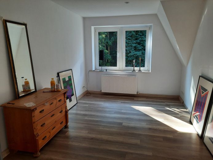 Wohnen mit Charme in attraktiver Lage: Dresden-Bühlau, Grundstraße 165 – Wohnraum