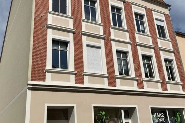 Renditestarkes Wohn - und Geschäftshaus - VOLL-vermietet in zentraler Lage!