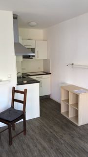 Kısmen mobilyalı, aydınlık 1 odalı daire; sakin ancak merkezi konumda, Gasselstiege – Küche