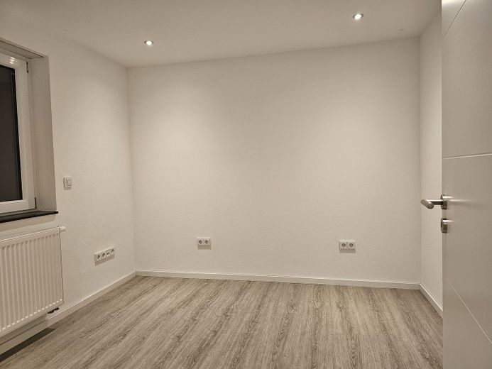 Mutfak ve garajlı modern 4 odalı daire, TBB – Schlafzimmer