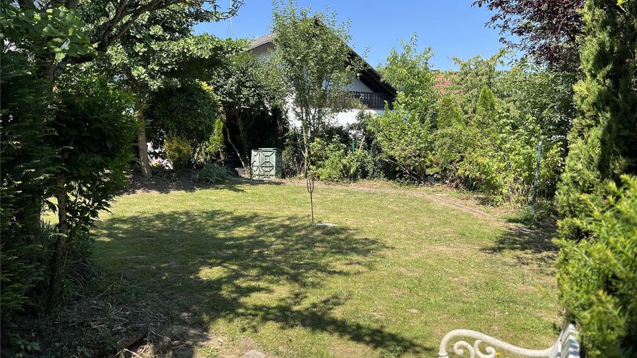 Dom jednorodzinny o powierzchni 1,5 kondygnacji z garażem w Malsch – Garten 3