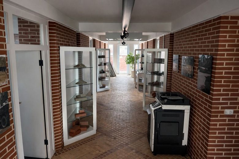 Seltene Gelegenheit: Großes Gewerbeareal mit Halle, Büro und Freifläche (Abriss inkl.) – Büro