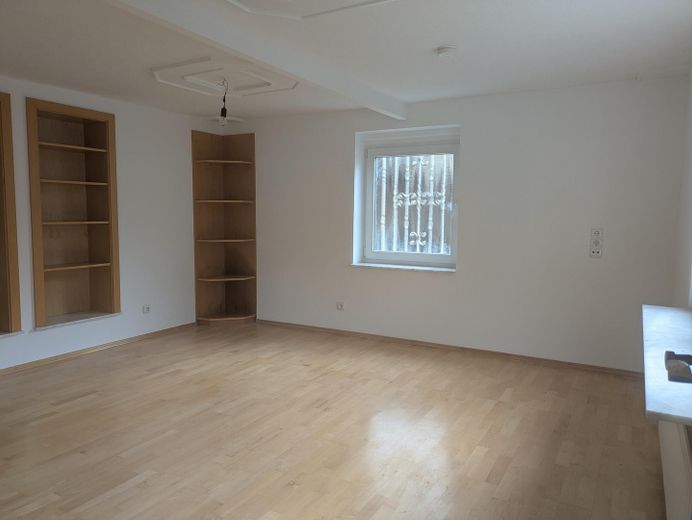 Appartement de 130 m2, 5 pièces, maison avec jardin dans un quartier de Ranstadt – Photo 5
