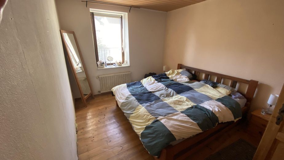 Dom dwurodzinny w wyjątkowej lokalizacji w Falkenstein w powiecie Donnersbergkreis na sprzedaż – Schlafzimmer