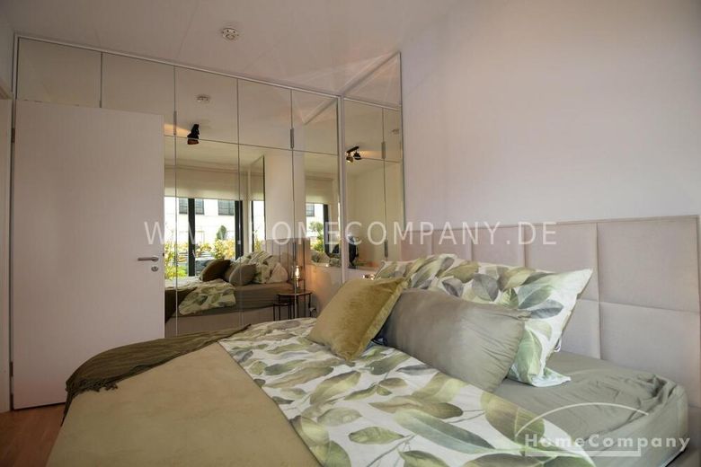 Luxuriöse, möblierte Wohnung in Schmargendorf mit großer Terrasse – 5ad46c24f5d17f1b3aff7fe606a34fd542c2fddd.jpg