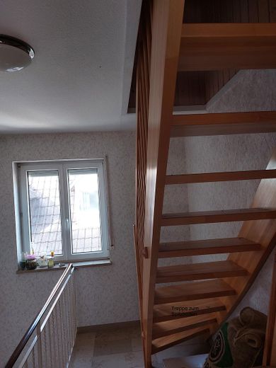 Treppe zum Spitzboden