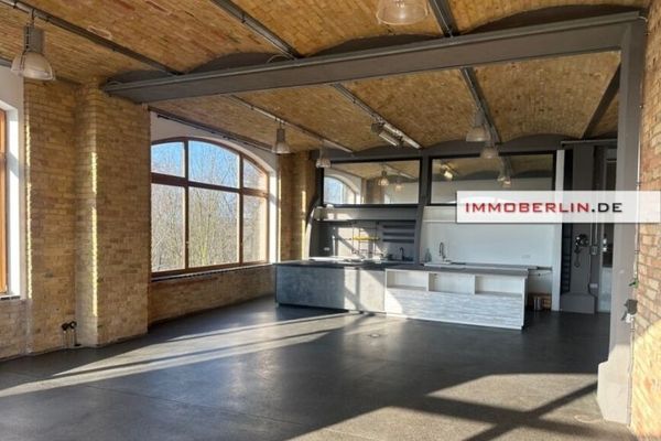 IMMOBERLIN.DE - Ulaşım açısından elverişli konumda klasik ticari loft ve asansör