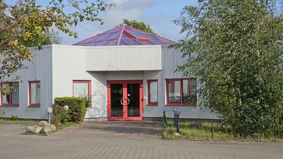 Haupteingang Bürogebäude