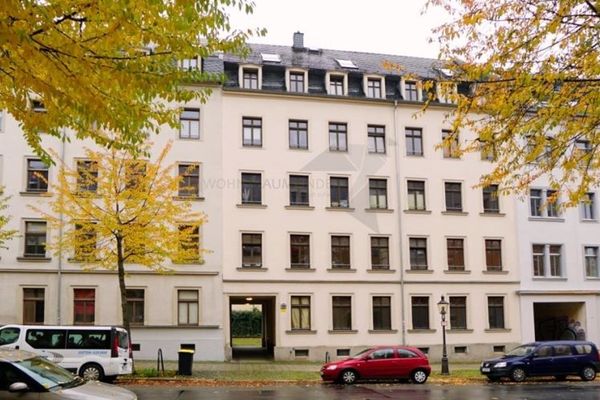 Innenhof-Außenstellplatz im Chemnitzer Zentrum