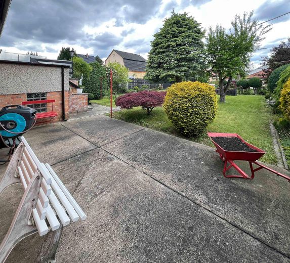 Einfamilienhaus in attraktiver Lage von Berlin-Hohenschönhausen – Garten hinter dem Haus