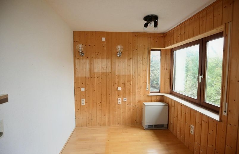 EG seitliches Schlafzimmer