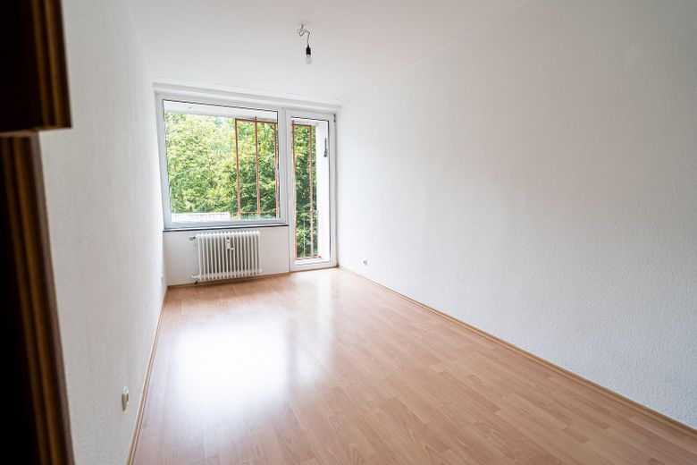 3-pokojowe mieszkanie z dwoma balkonami w centrum Frankfurtu – Zdjęcie 12