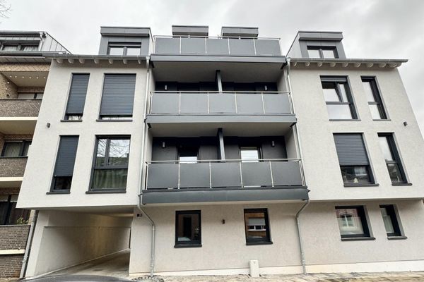 Moderne 3-Zimmer-Wohnung mit offenem Wohnbereich, Aufzug und Stellplatz in Alsdorf