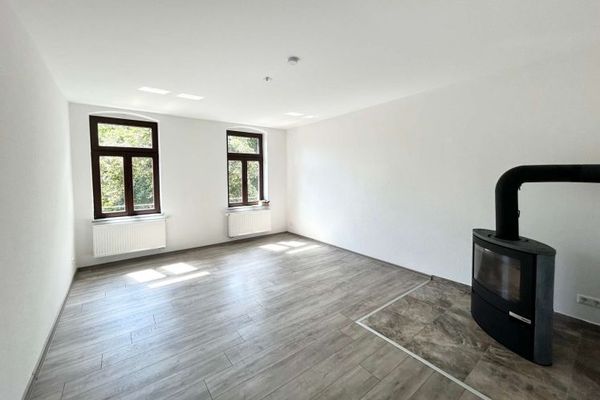 ***Großzügige 3-Raum-Wohnung mit Balkon und Kamin in Chemnitz-Ebersdorf***