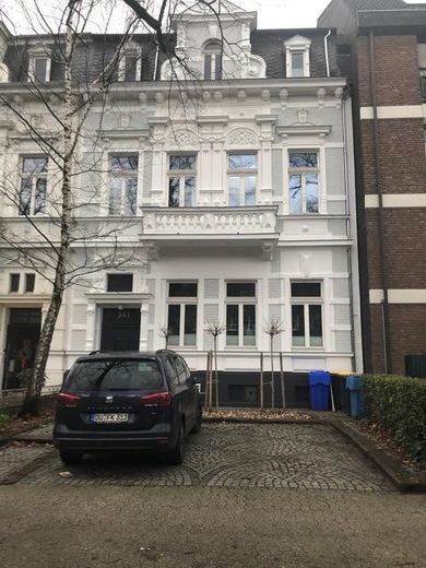 Strassenansicht Uerdinger Str.