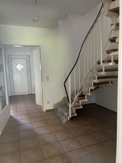 Renoviertes Reihenhaus in Zentraler Lage – Foto 2