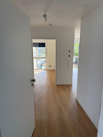 3-Zimmer-Neubauwohnung mit Küche SNH-Reihen Bahn  direkt gegenüber  sofort verfügbar – Foto 8