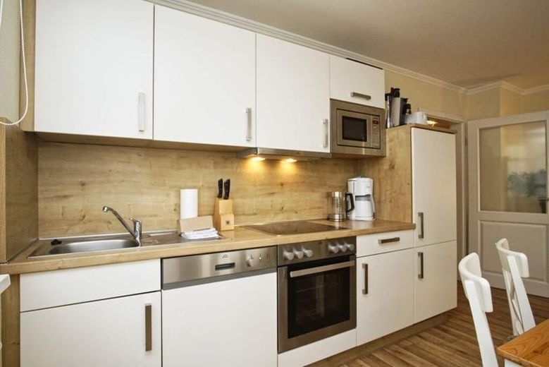 Beim Frühstückskaffee schon den Meerblick genießen – 3-Zimmer-Wohnung in allerbester Lage – Platz für entspanntes Kochen