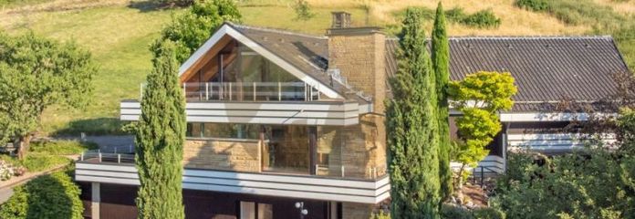 Architektenhaus in Baden-Baden – außergewöhnliche Lage mit unverbaubarem Ausblick