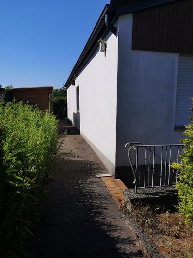Einfamilienhaus mit Anliegerwohnung – Foto 3