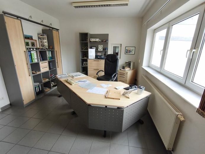 Bürofläche im 1. Obergeschoss – Chef 2 / Büro 1 Bild 1
