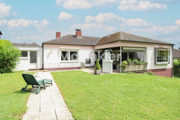 Großzügiges Familienhaus in ruhiger Sackgassenlage mit tollem Garten und vielen Nutzungsoptionen
