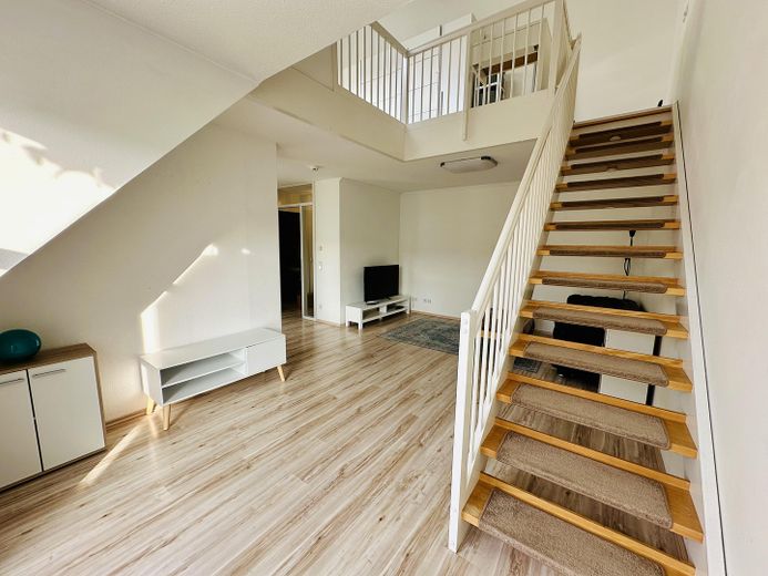 Wohnzimmer / Living Room