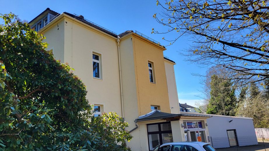 5 Raum-Wohnung mit Dachterrasse und privatem Garten – Foto 4