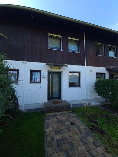 Zeer goed onderhouden, gemoderniseerde tussenwoning met tuin op het zuiden – Nordansicht