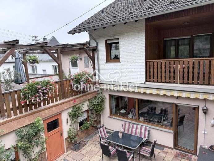 Tanto spazio, grande giardino, posizione tranquilla – Casa unifamiliare a Weißenthurm – Foto 1