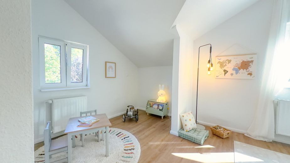 Modernisiertes EFH mit ruhigem Garten im Zentrum von Ahrensburg – Kinderzimmer OG