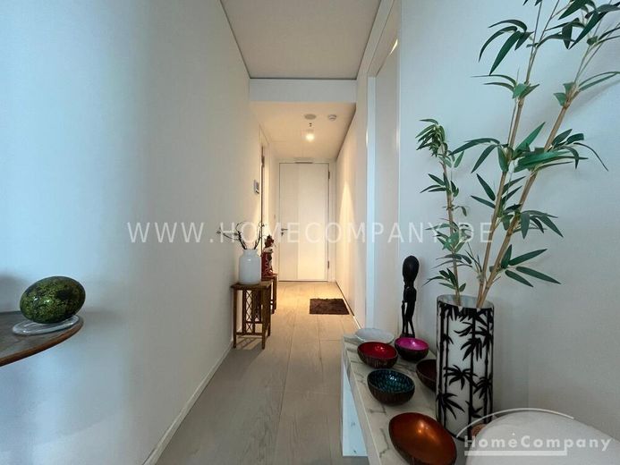 Westend 8072246 – Harika silüet panoramasına sahip mobilyalı 2 odalı daire – 63dcf5c76f292119d09786fbfb238d0e5c63f3ee.jpg