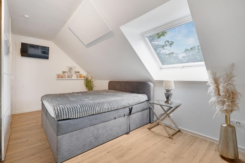 Construction neuve spacieuse avec logement indépendant, installation photovoltaïque et concept d’utilisation polyvalent à Meppen-Rühle – Schlafzimmer OG