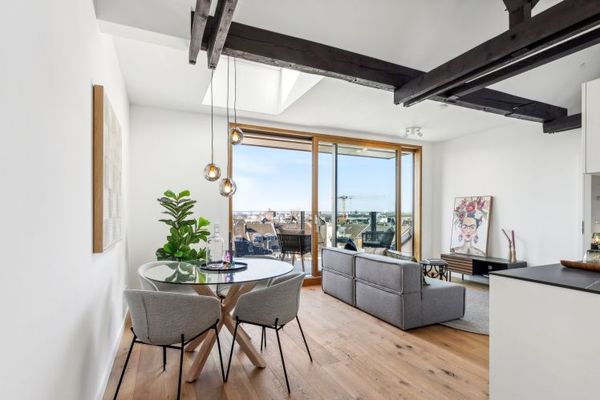 Dachgeschoss-Maisonette in Düsseldorf-Carlstadt