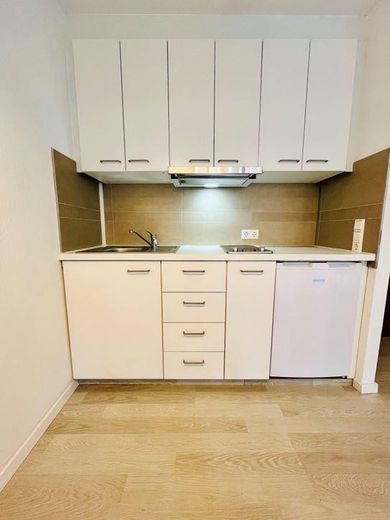 Möblierte 1-Zimmerwohnung mitten in der City mit Stellplatz! – Foto 8