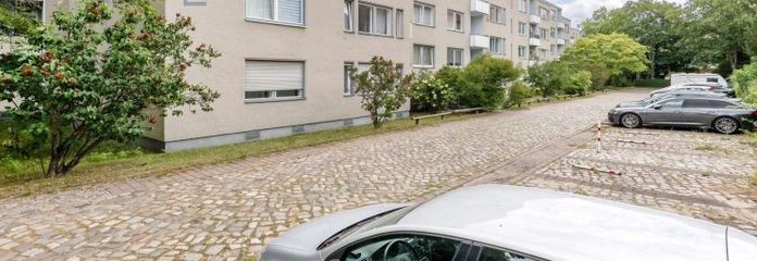 Przybyć. Czuć się dobrze. Być u siebie.